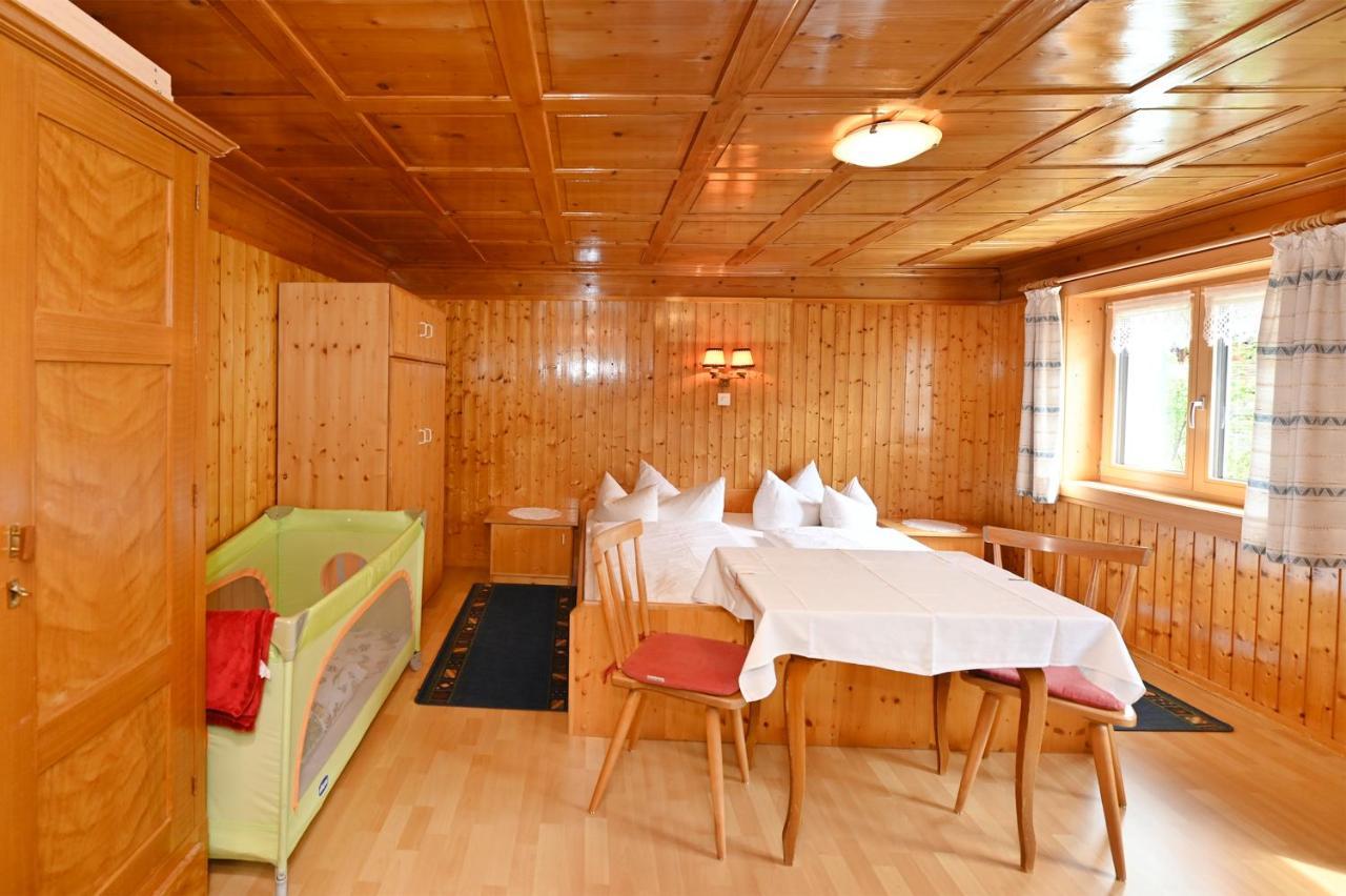 Ferienbauernhof Moosbrugger Apartment Schoppernau Bagian luar foto