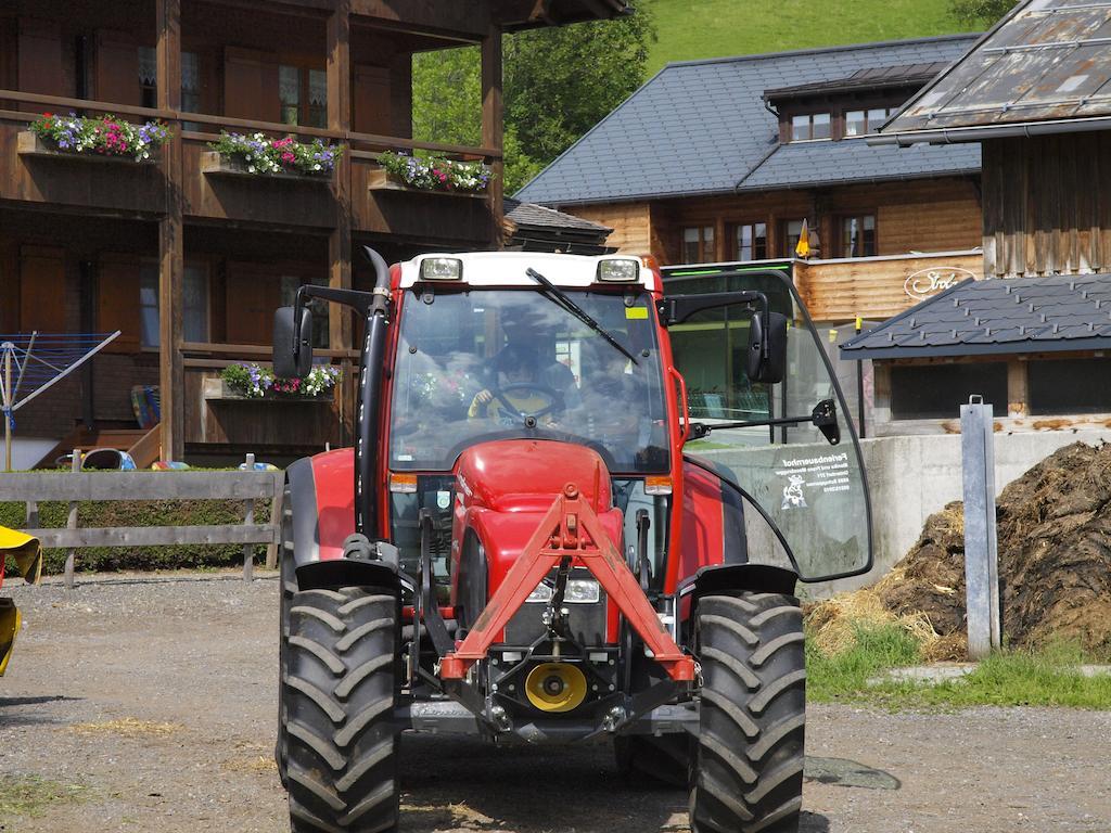 Ferienbauernhof Moosbrugger Apartment Schoppernau Bagian luar foto